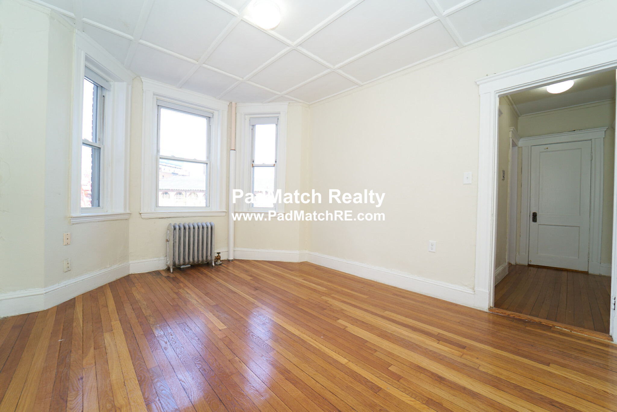 Studio bed, 1 bath apartment for rent at 1179 Boylston St Unit 14, Fenway — photo 1 of 11