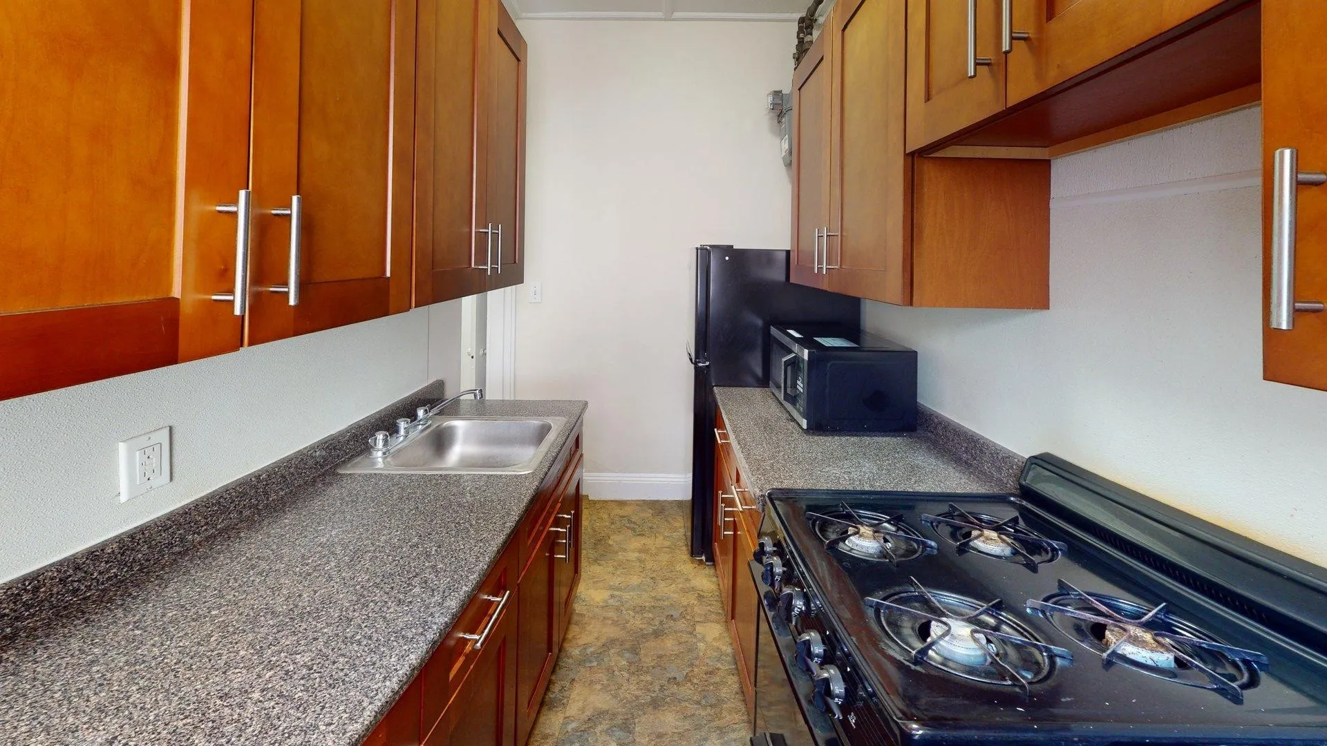 Studio bed, 1 bath apartment for rent at 1179 Boylston St Unit 170, Fenway — photo 2 of 14