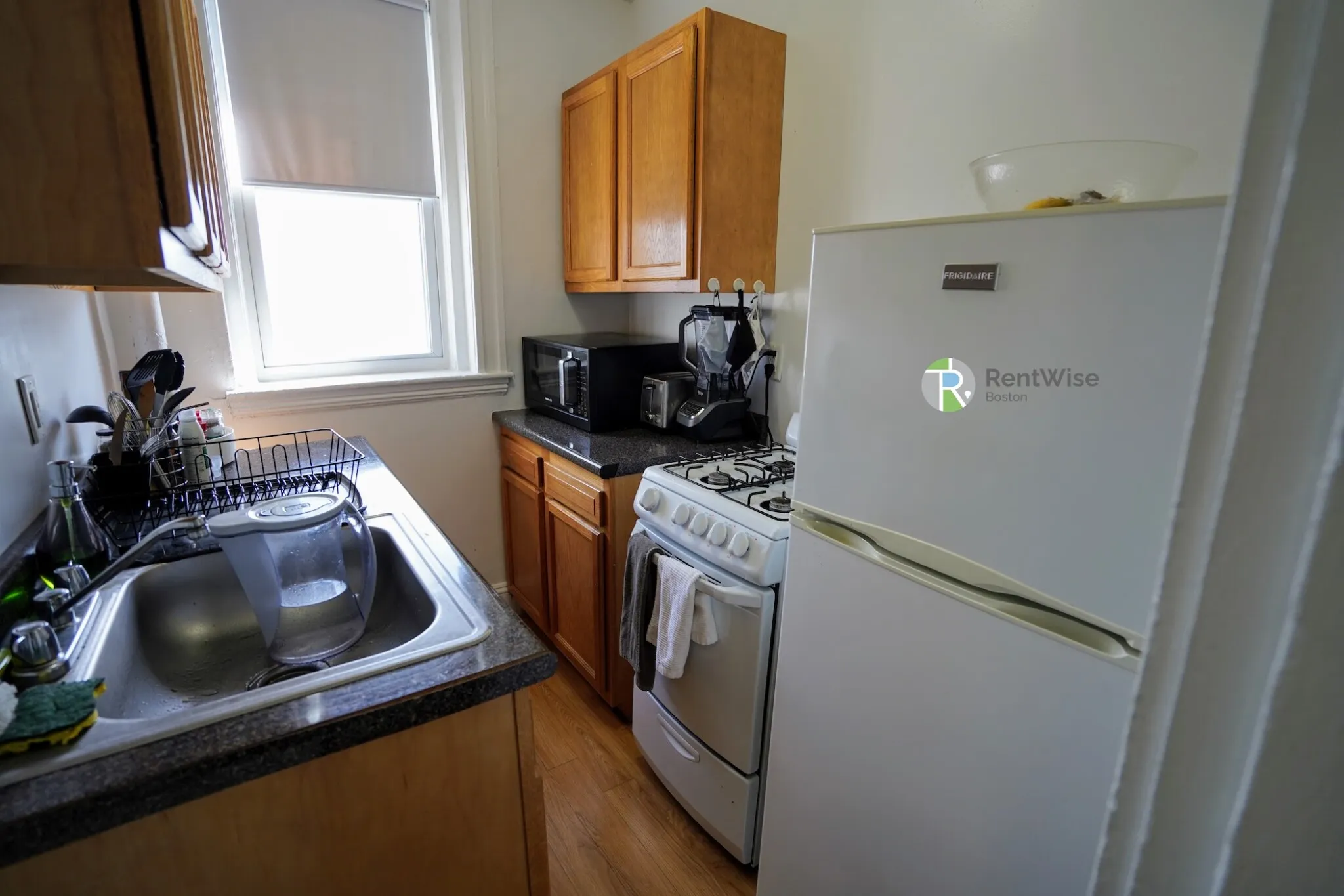 Studio bed, 1 bath apartment for rent at 1179 Boylston St Unit 19, Fenway — photo 7 of 12