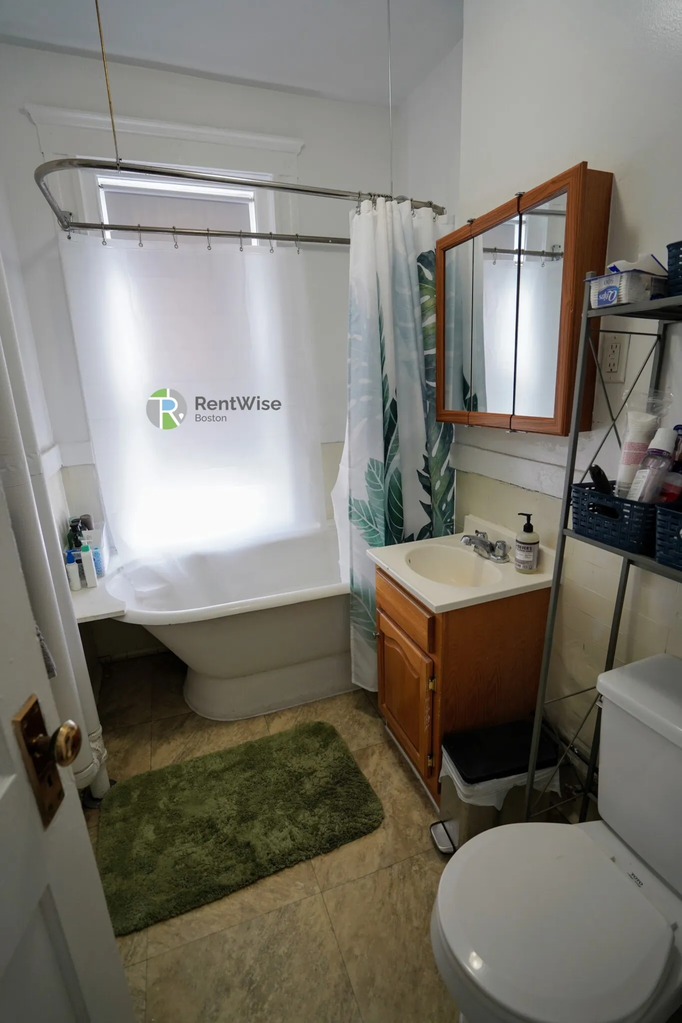 Studio bed, 1 bath apartment for rent at 1179 Boylston St Unit 19, Fenway — photo 10 of 12