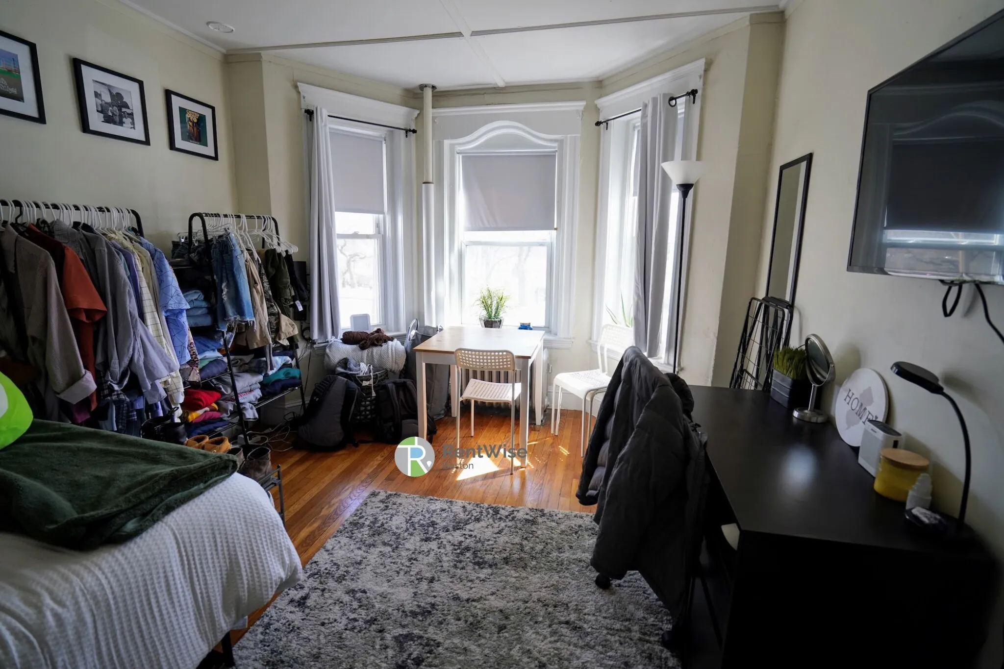 Studio bed, 1 bath apartment for rent at 1179 Boylston St Unit 19, Fenway — photo 2 of 12
