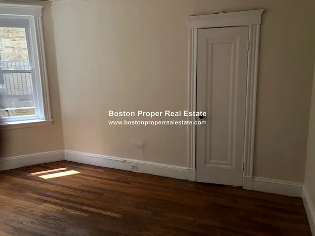 Studio bed, 1 bath apartment for rent at 1179 Boylston St Unit 19A, Fenway — photo 2 of 5