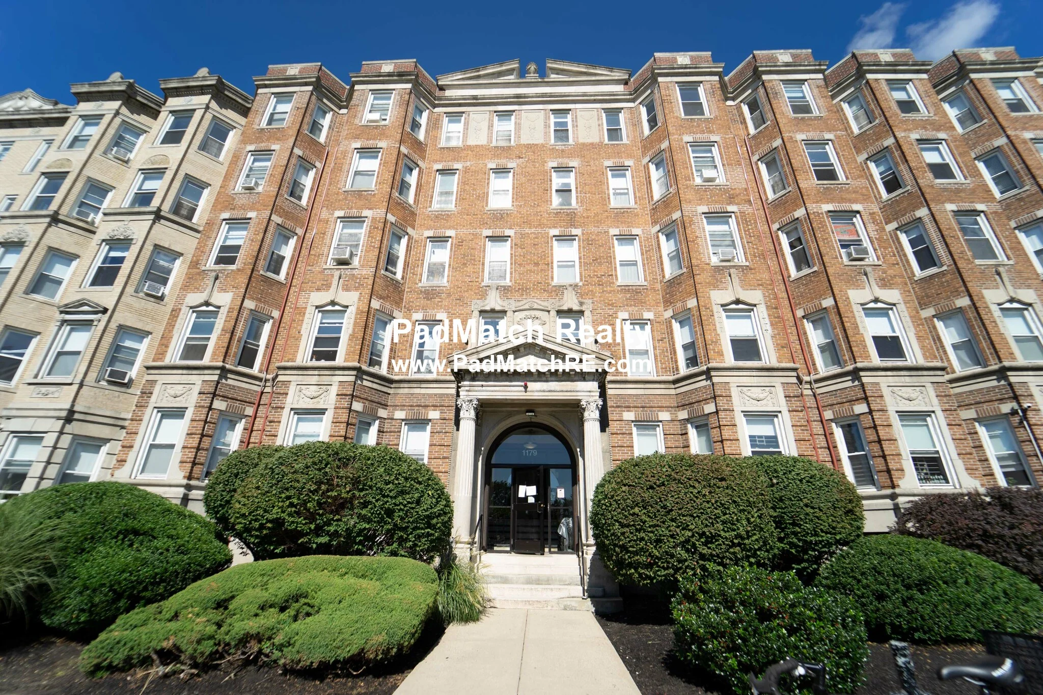 1 split bed, 1 bath apartment for rent at 1179 Boylston St Unit 21, Fenway — photo 11 of 12