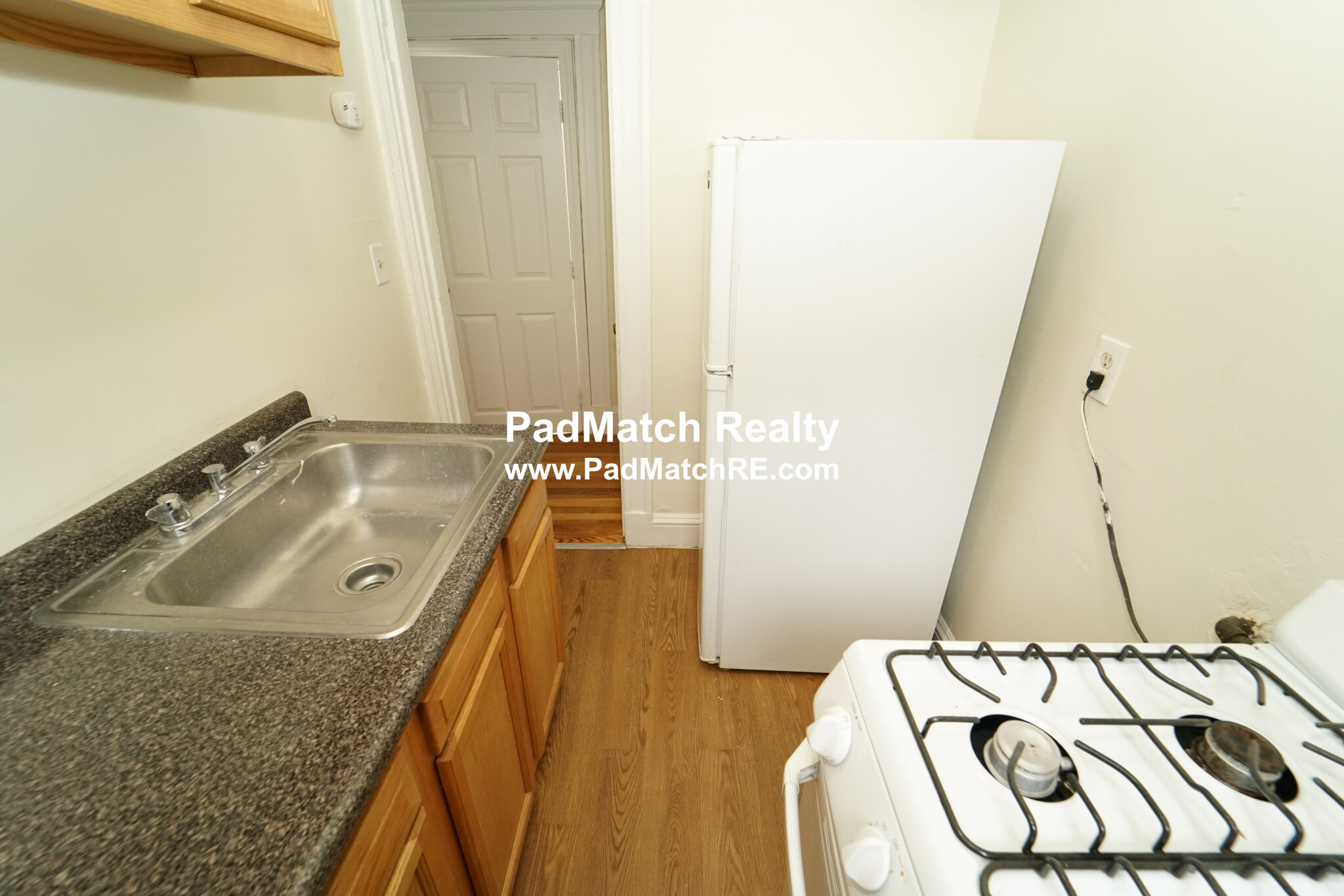 1 split bed, 1 bath apartment for rent at 1179 Boylston St Unit 26, Fenway — photo 7 of 13