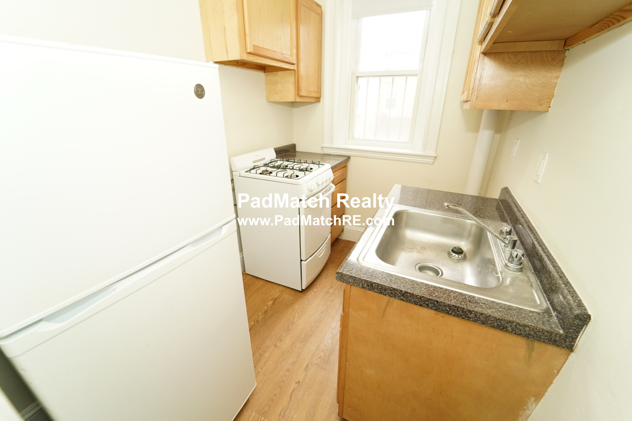 1 split bed, 1 bath apartment for rent at 1179 Boylston St Unit 26, Fenway — photo 6 of 13