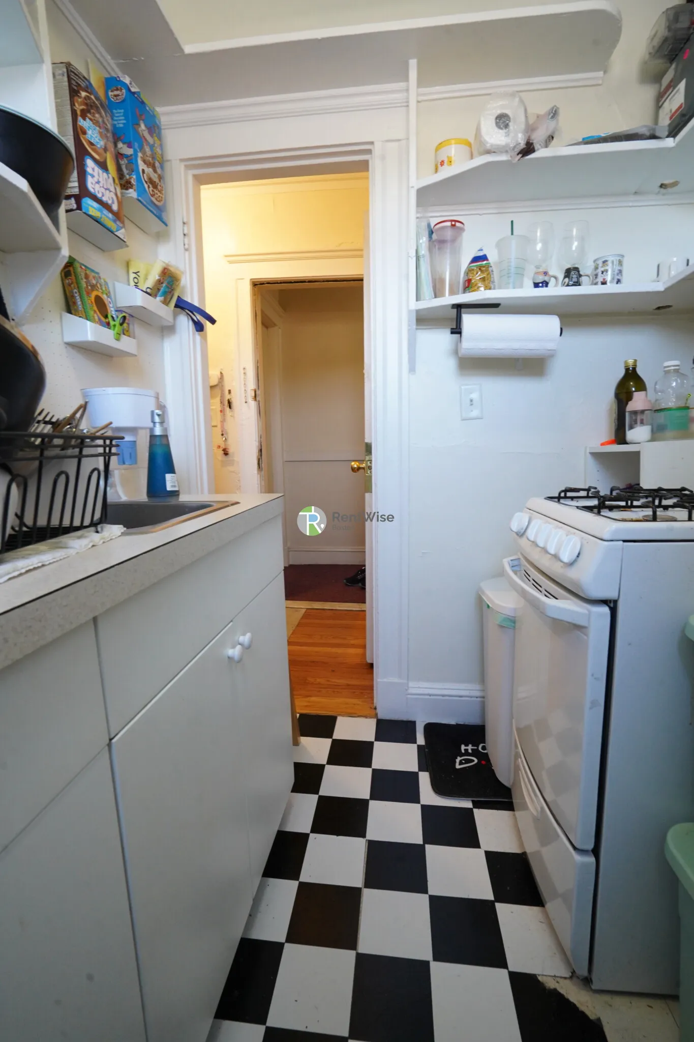 Studio bed, 1 bath apartment for rent at 1179 Boylston St Unit 37, Fenway — photo 4 of 17