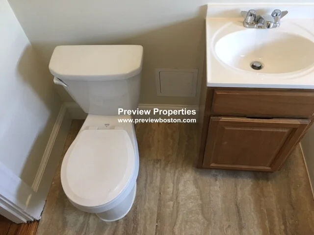 Studio bed, 1 bath apartment for rent at 1179 Boylston St Unit 45P, Fenway — photo 5 of 7