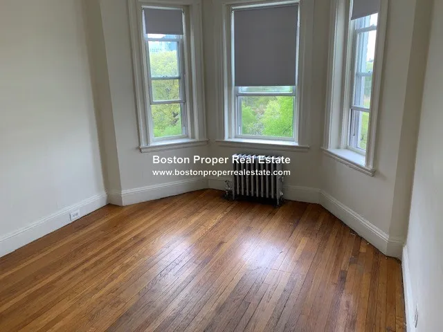Studio bed, 1 bath apartment for rent at 1179 Boylston St Unit 49a, Fenway
