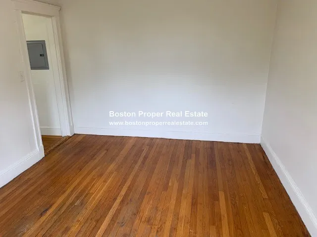 Studio bed, 1 bath apartment for rent at 1179 Boylston St Unit 49a, Fenway — photo 4 of 7