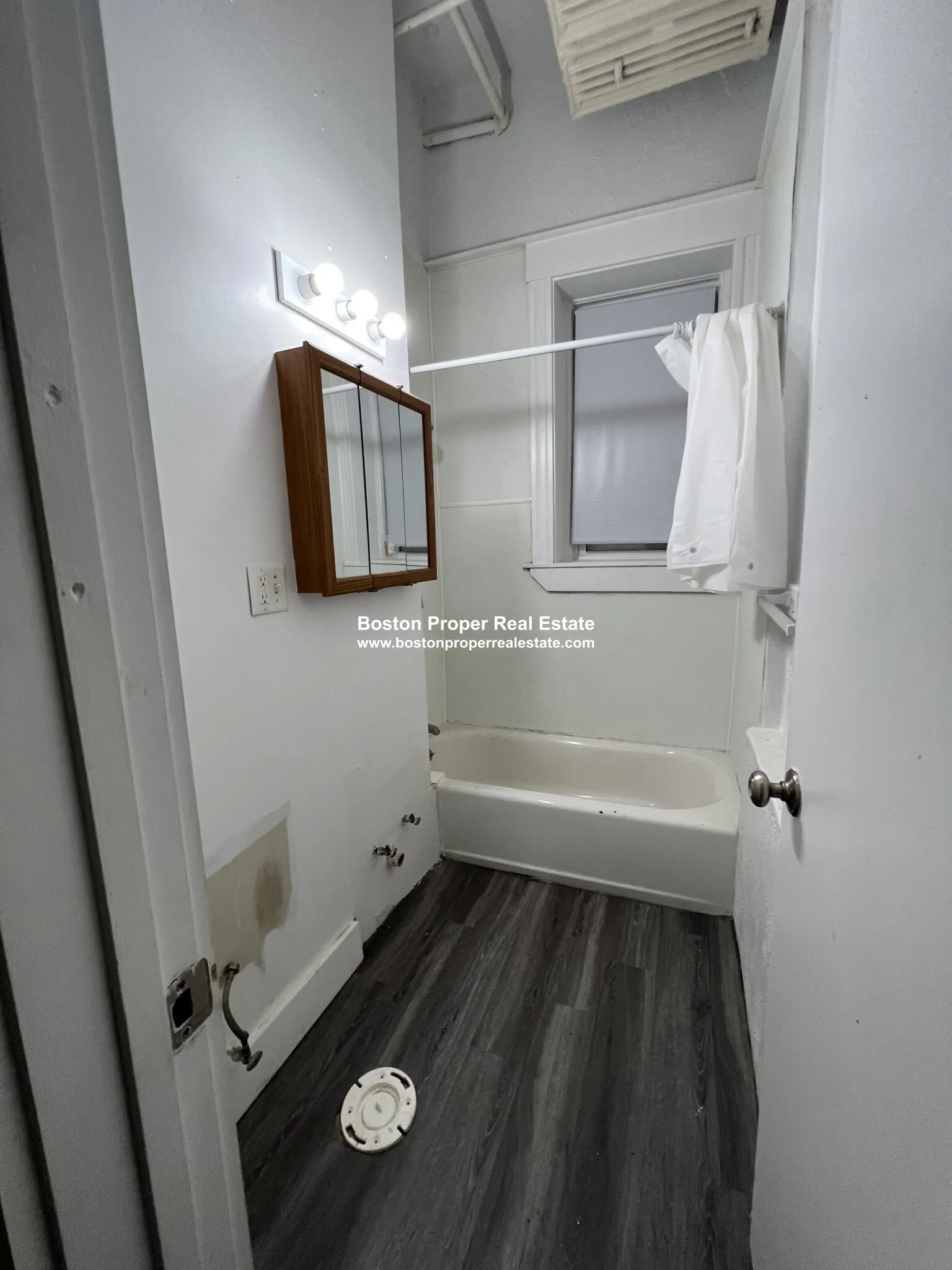 2 bed, 1 bath apartment for rent at 1179 Boylston St Unit 50, Fenway — photo 8 of 17