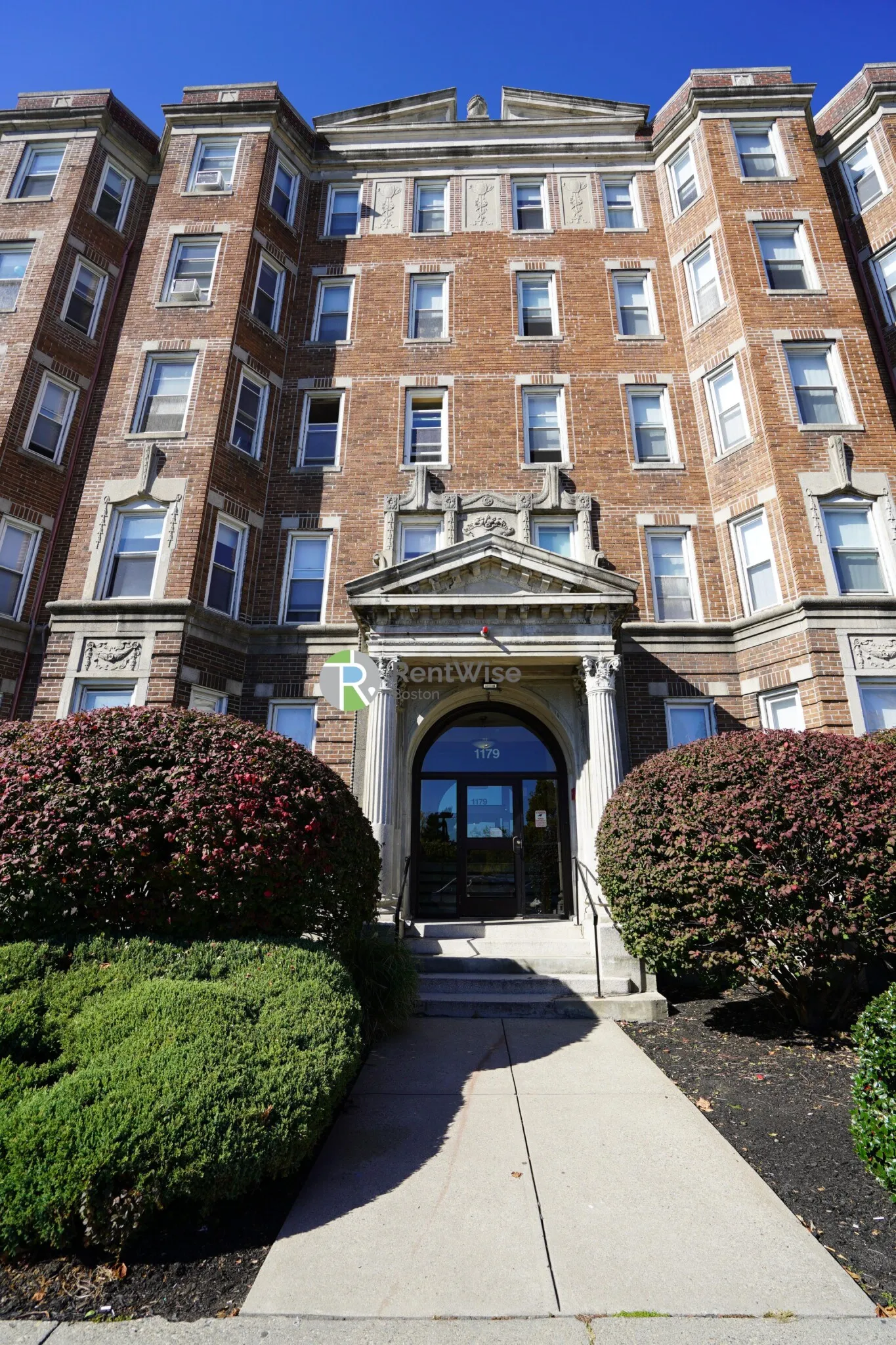 2 split bed, 1 bath apartment for rent at 1179 Boylston St Unit 50, Fenway — photo 7 of 8