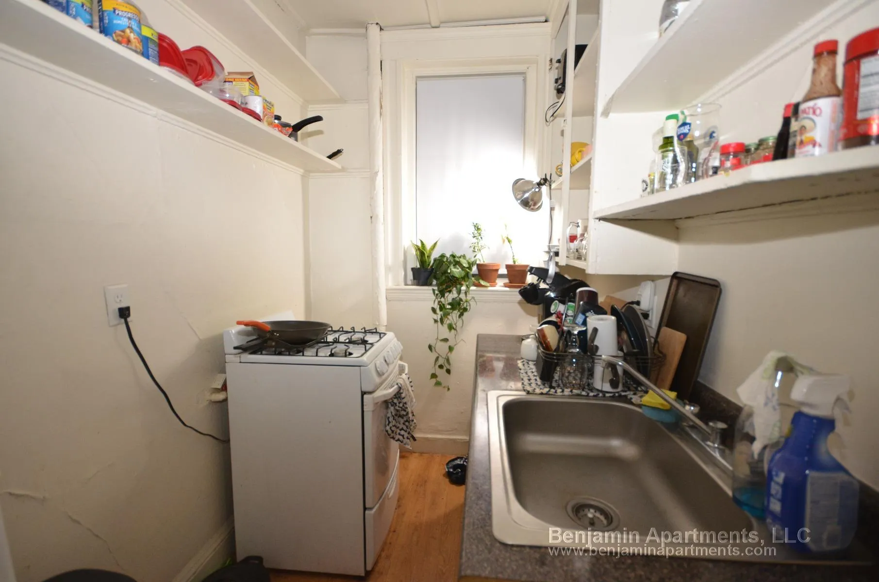 Studio bed, 1 bath apartment for rent at 1179 Boylston St Unit 7, Fenway — photo 4 of 5