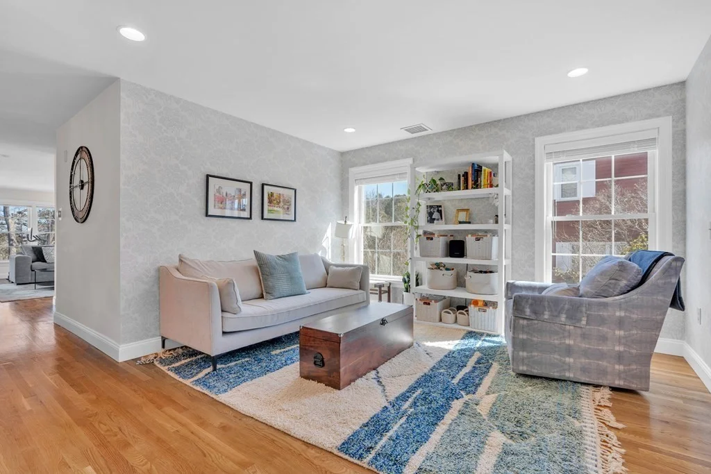4 bed, 2 bath apartment for rent at 118-120 Bowdoin Unit 2, Winthrop — photo 8 of 19