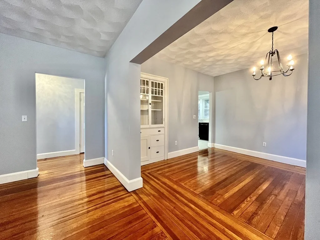 2 bed, 1 bath apartment for rent at 118-120 Paul Revere Rd Unit 120, Arlington Heights — photo 3 of 20