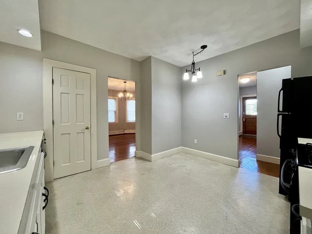 2 bed, 1 bath apartment for rent at 118-120 Paul Revere Rd Unit 120, Arlington Heights — photo 16 of 20