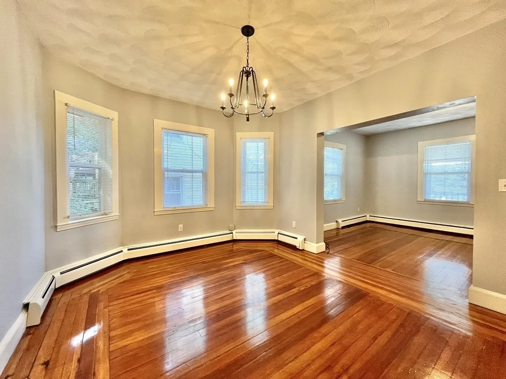 2 bed, 1 bath apartment for rent at 118-120 Paul Revere Rd Unit 120, Arlington Heights — photo 7 of 20
