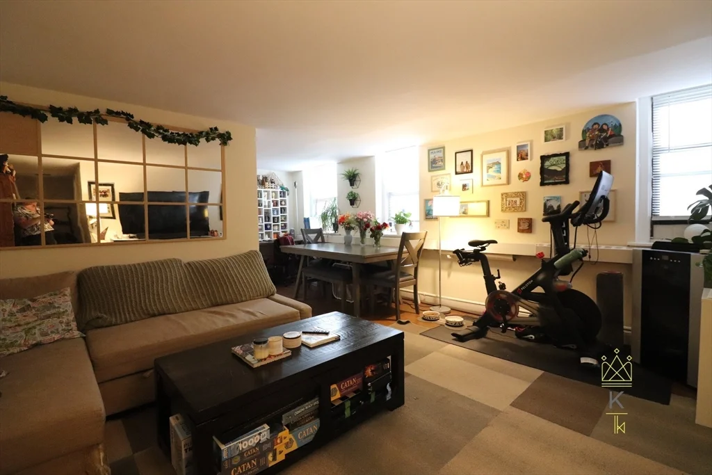 2 bed, 1 bath apartment for rent at 118 Babcock St Unit B1, Coolidge Corner — photo 7 of 10