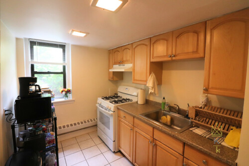 2 bed, 1 bath apartment for rent at 118 Babcock St Unit B2, North Brookline — photo 6 of 15