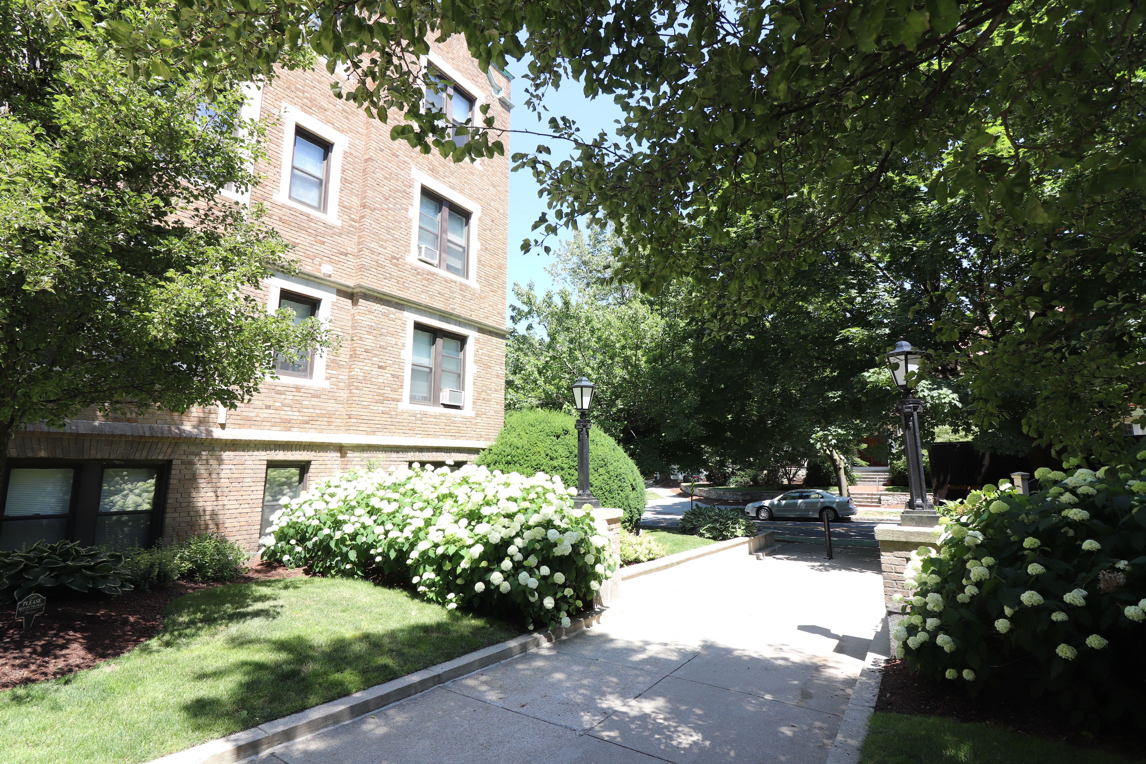2 bed, 1 bath apartment for rent at 118 Babcock St Unit B2, North Brookline — photo 13 of 15