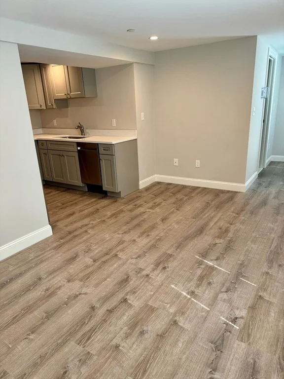 1 bed, 1 bath apartment for rent at 118 Bridge St Unit 101, Dedham — photo 4 of 8