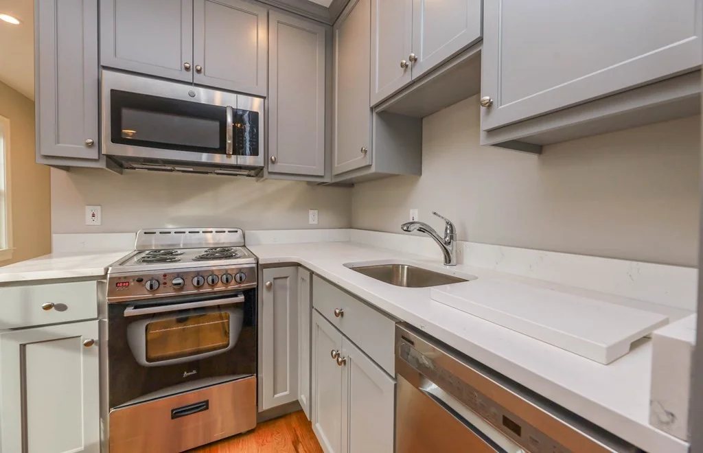 1 bed, 1 bath apartment for rent at 118 Bridge St Unit 202, Riverdale — photo 6 of 12
