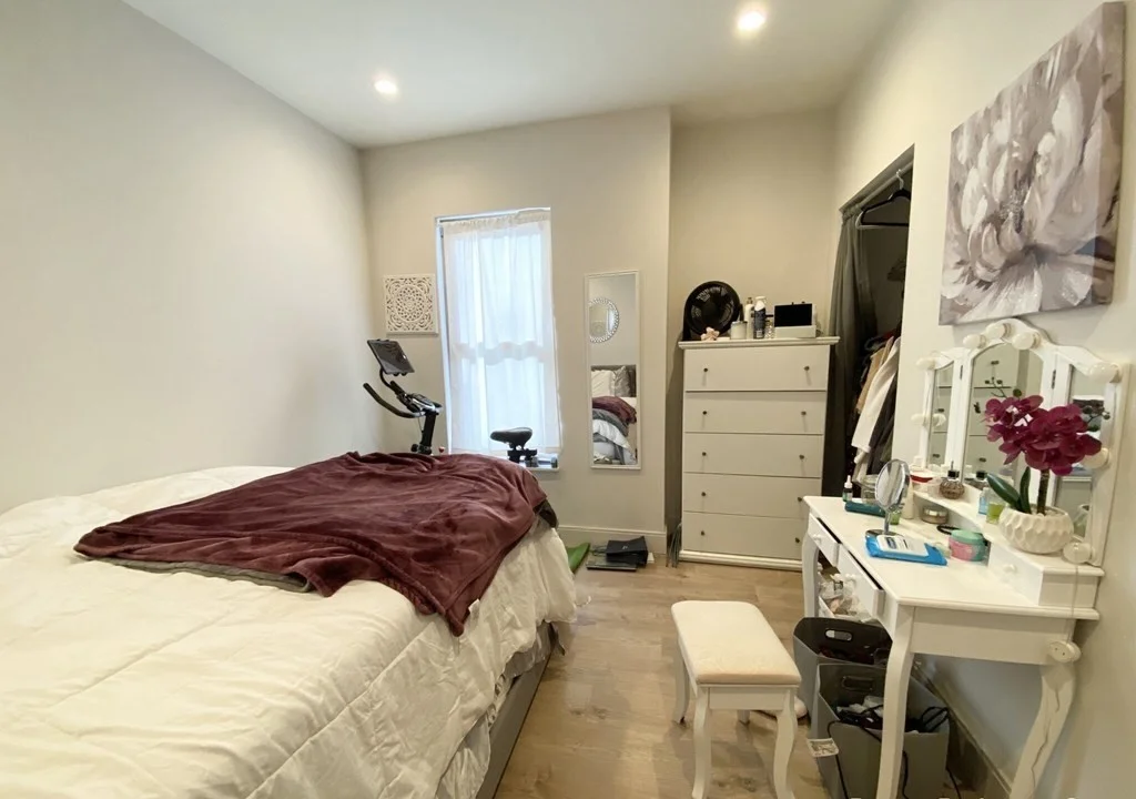 4 bed, 2 bath apartment for rent at 118 Buttonwood Unit 1, Dorchester — photo 8 of 11
