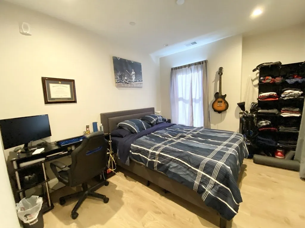 4 bed, 2 bath apartment for rent at 118 Buttonwood Unit 2, Boston — photo 28 of 32