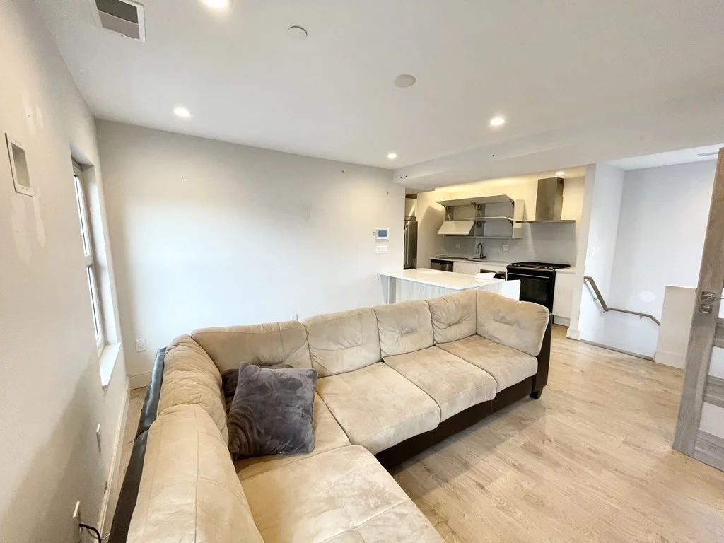 4 bed, 2 bath apartment for rent at 118 Buttonwood Unit 3, Dorchester — photo 5 of 15