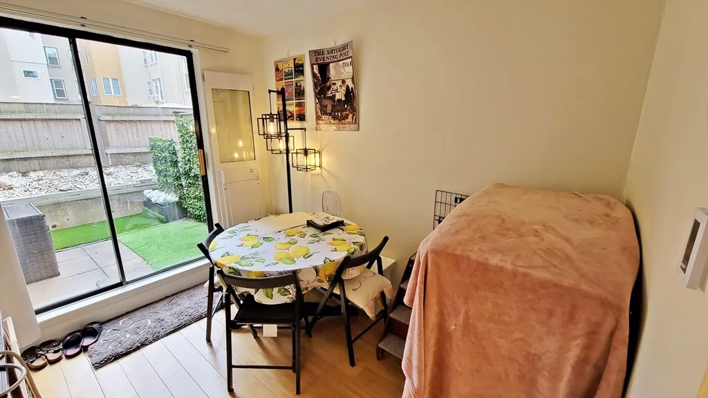 2 bed, 1.5 bath apartment for rent at 118 Centre St Unit 118, North Brookline — photo 5 of 15