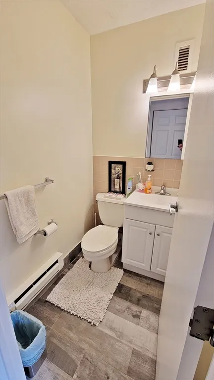 2 bed, 1.5 bath apartment for rent at 118 Centre St Unit 118, North Brookline — photo 14 of 15