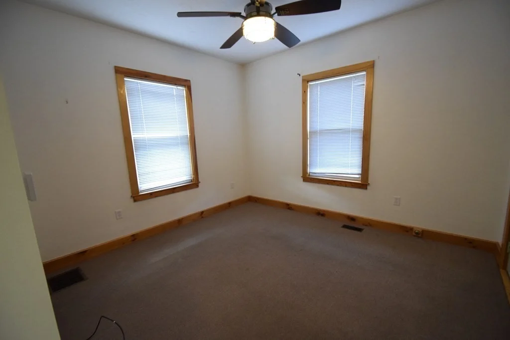 1 bed, 1 bath apartment for rent at 118 Charles St Unit 1, Waltham — photo 7 of 9