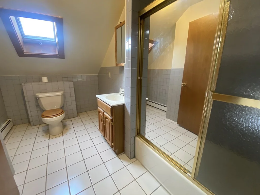 4 bed, 2 bath apartment for rent at 118 Charles St Unit 2, Waltham — photo 7 of 15