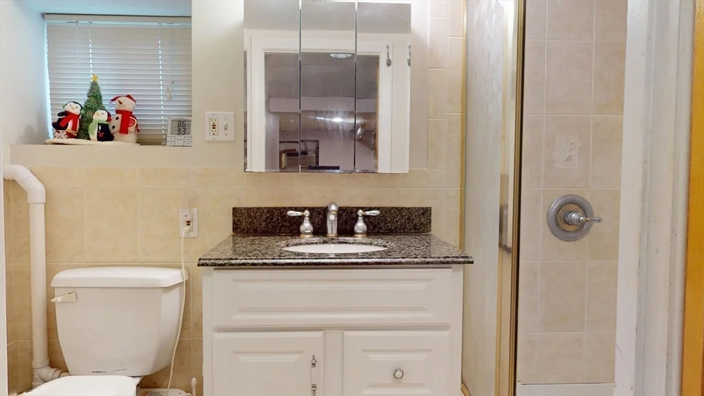 3 bed, 3 bath apartment for rent at 118 Colby Rd, Quincy — photo 19 of 23