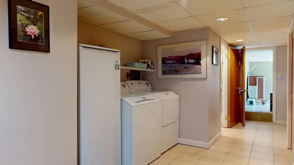 3 bed, 3 bath apartment for rent at 118 Colby Rd, Quincy — photo 20 of 23