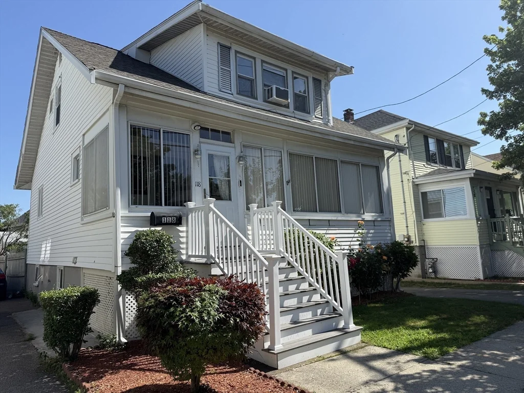 3 bed, 3 bath apartment for rent at 118 Colby Rd, Quincy — photo 1 of 23