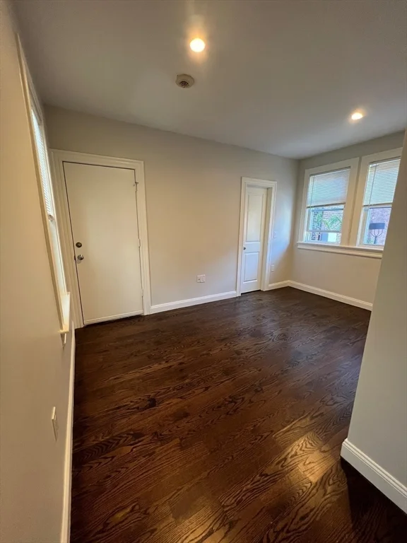 4 bed, 2 bath apartment for rent at 118 Dorchester St Unit 2, South Boston — photo 9 of 16