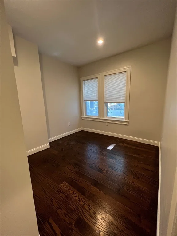 4 bed, 2 bath apartment for rent at 118 Dorchester St Unit 2, South Boston — photo 13 of 16