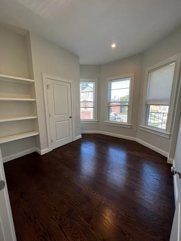 4 bed, 2 bath apartment for rent at 118 Dorchester St Unit 2, South Boston — photo 11 of 16