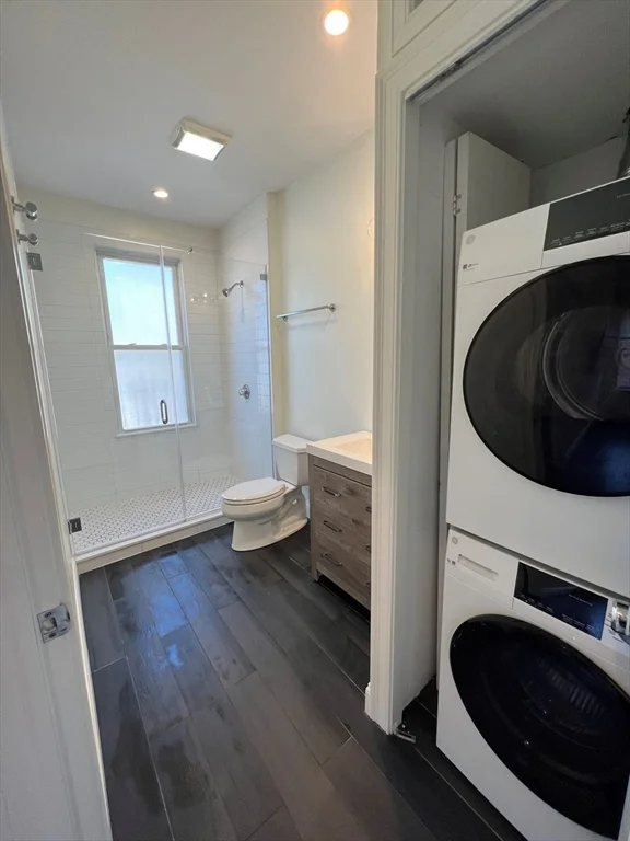 4 bed, 2 bath apartment for rent at 118 Dorchester St Unit 2, South Boston — photo 7 of 16