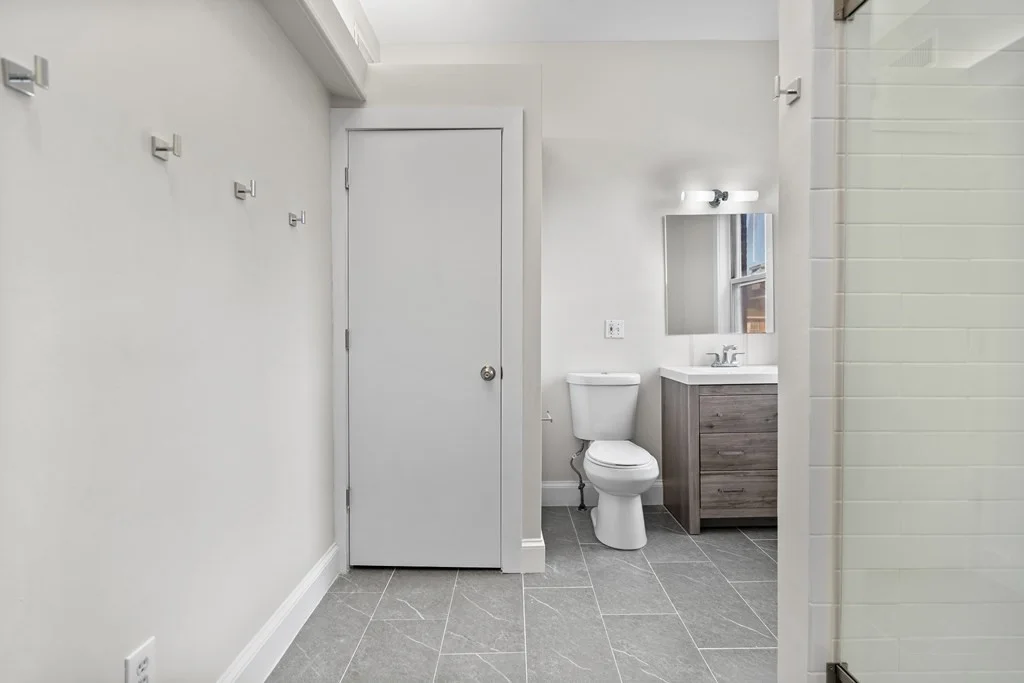 4 bed, 1 bath apartment for rent at 118 Dorchester St Unit 3, South Boston — photo 11 of 42