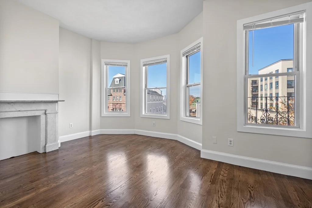 4 bed, 1 bath apartment for rent at 118 Dorchester St Unit 3, South Boston — photo 24 of 42
