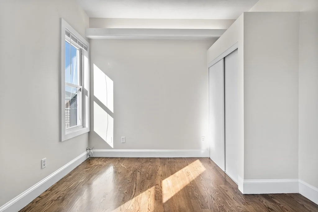 4 bed, 1 bath apartment for rent at 118 Dorchester St Unit 3, South Boston — photo 19 of 42
