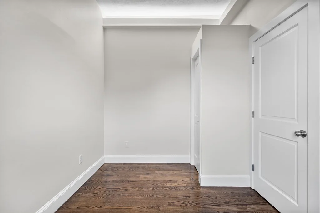 4 bed, 1 bath apartment for rent at 118 Dorchester St Unit 3, South Boston — photo 14 of 42