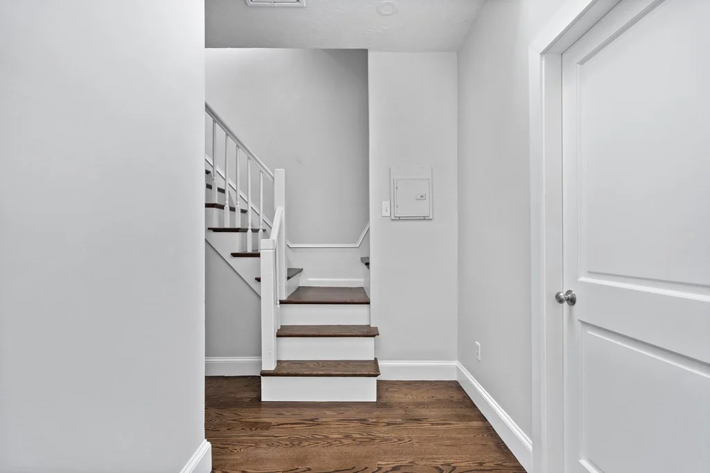 4 bed, 1 bath apartment for rent at 118 Dorchester St Unit 3, South Boston — photo 12 of 42