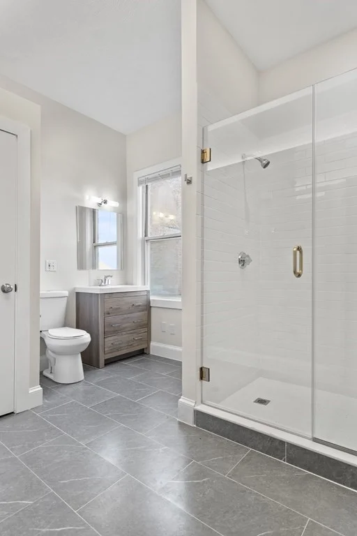 4 bed, 1 bath apartment for rent at 118 Dorchester St Unit 3, South Boston — photo 7 of 42