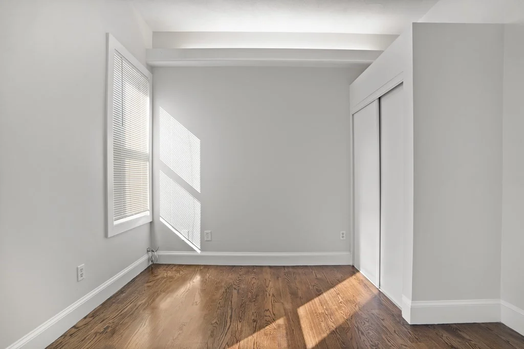 4 bed, 1 bath apartment for rent at 118 Dorchester St Unit 3, South Boston — photo 34 of 42