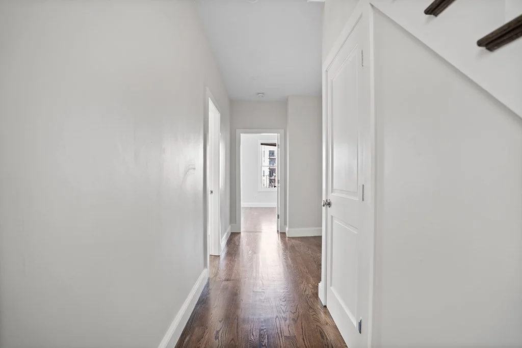 4 bed, 1 bath apartment for rent at 118 Dorchester St Unit 3, South Boston — photo 38 of 42