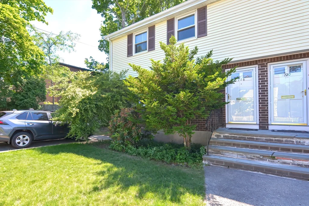 3 bed, 1 bath apartment for rent at 118 Edinboto Unit 118, Newtonville — photo 17 of 17