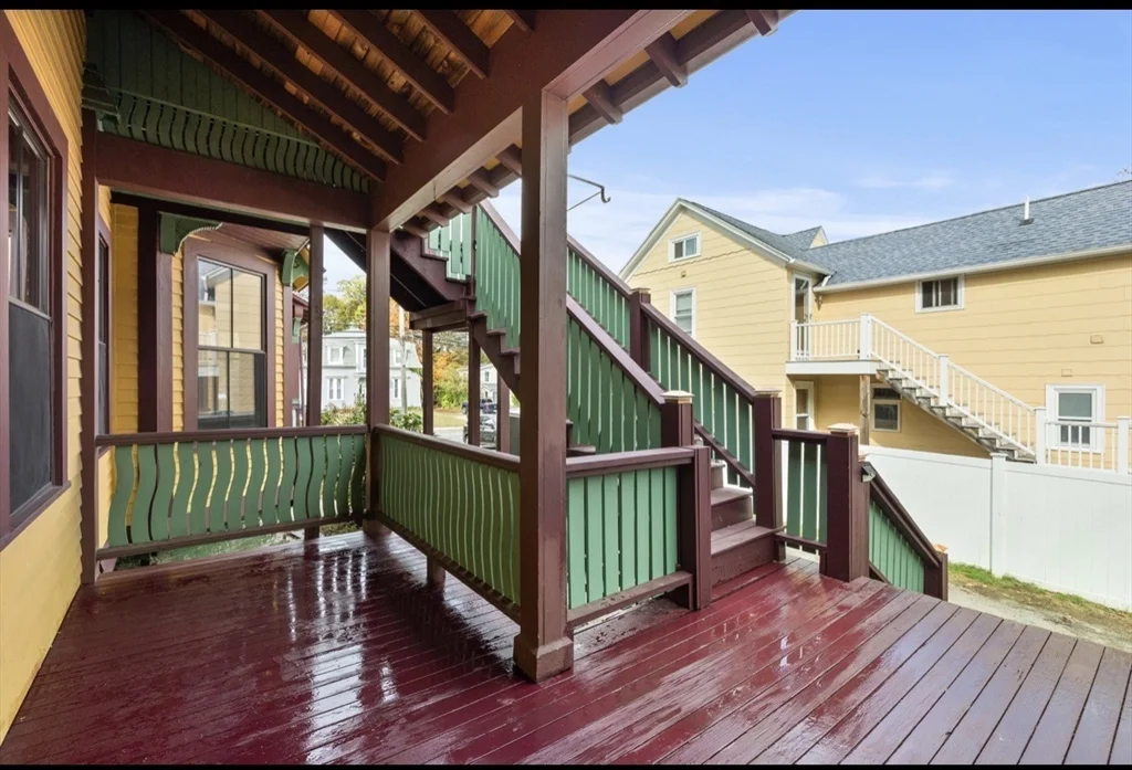 3 bed, 1 bath apartment for rent at 118 Elm Unit 1, Marlborough — photo 2 of 15
