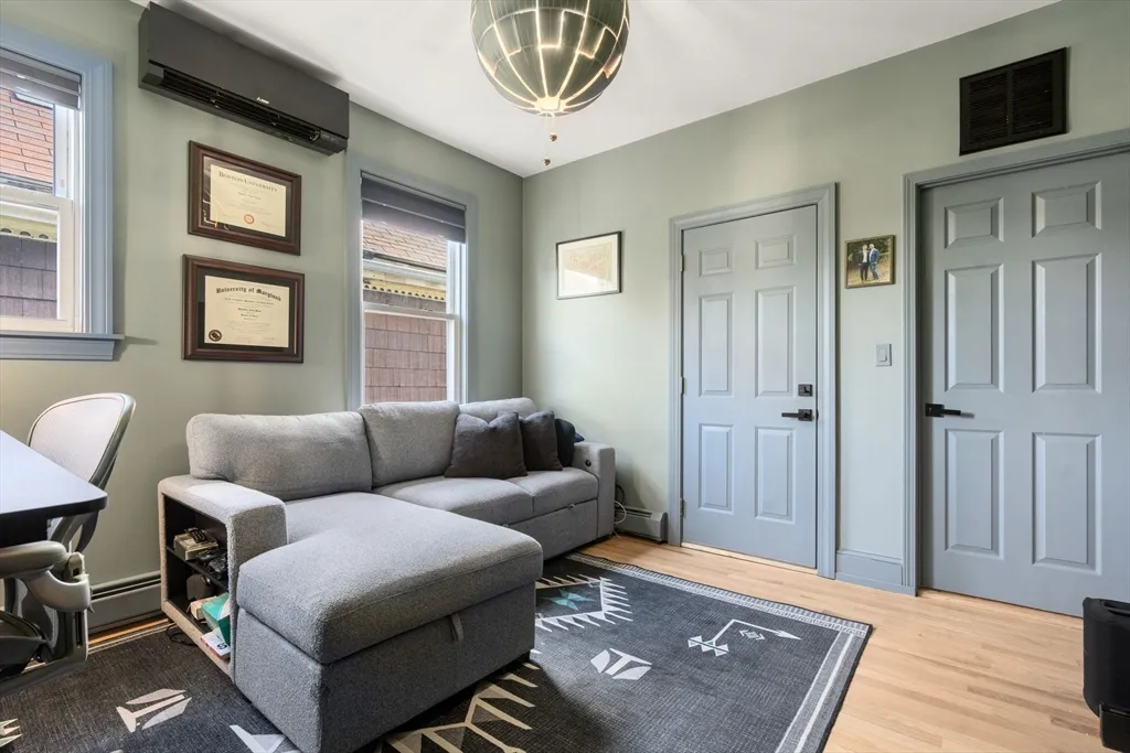 3 bed, 2 bath apartment for rent at 118 Franklin St Unit 3, Brookline Village — photo 12 of 17
